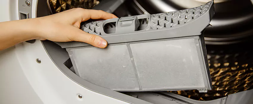 Signs Of A Clogged Dryer Lint Trap in Santee, California
